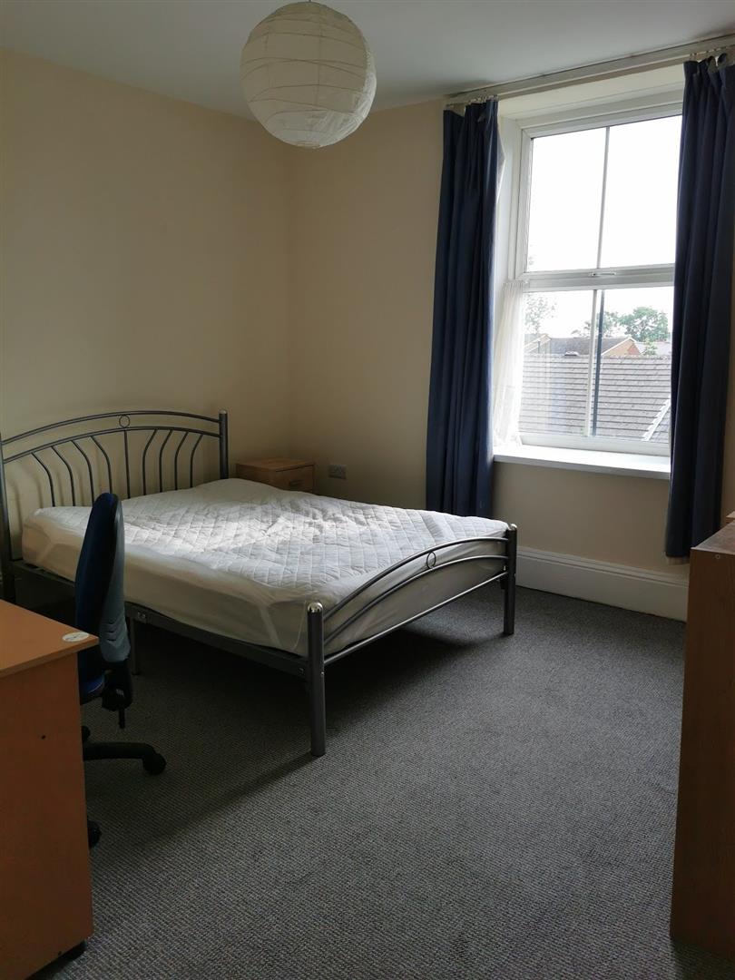 Crookesmoor,7 Elliott Rd,Crookesmoor,Sheffield S6 3GN,4 Bedrooms Bedrooms,1 BathroomBathrooms,Terraced,1672
